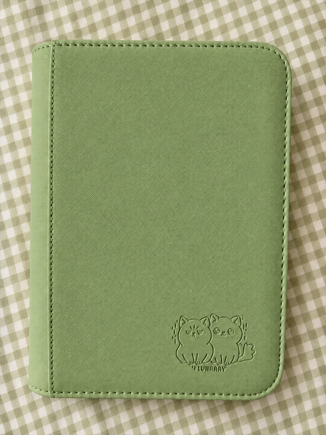 GREEN 4-POCKET BINDER