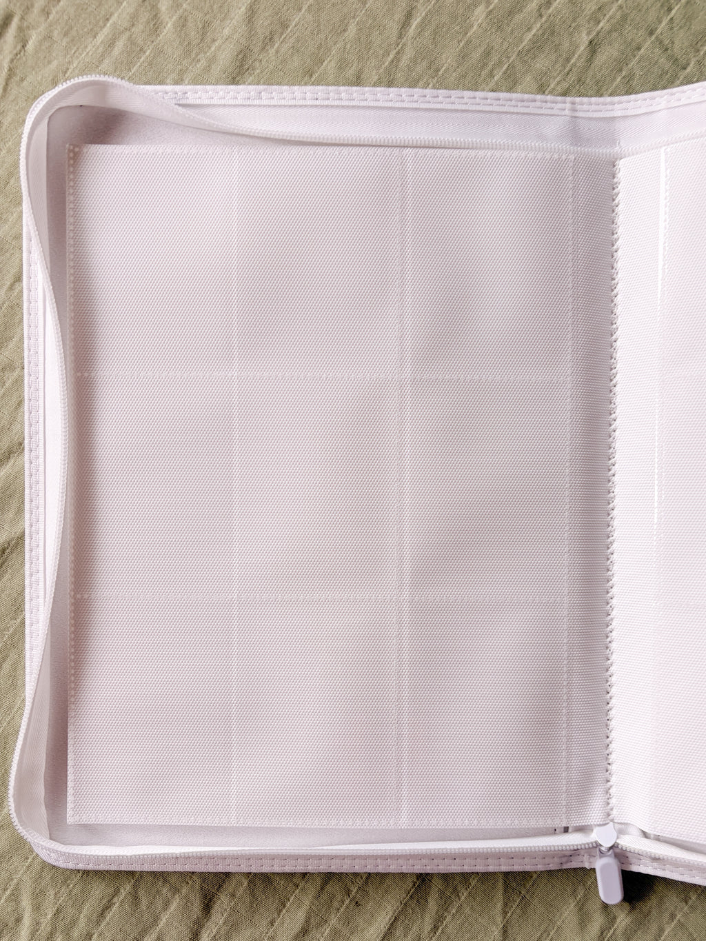 WHITE 9-POCKET BINDER